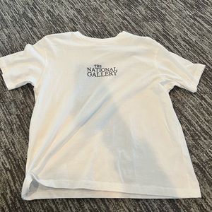 UO national gallery tee!